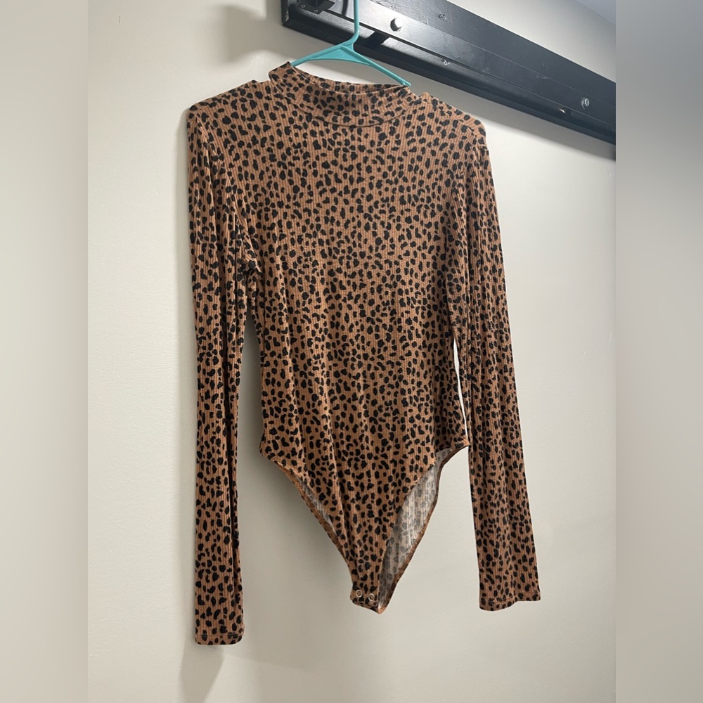 Leopard print bodysuit